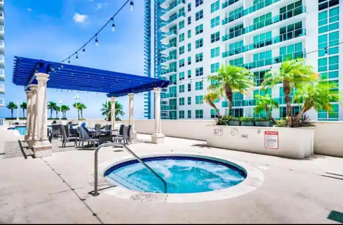 Cozy In The Heart Of Brickell Freeparking