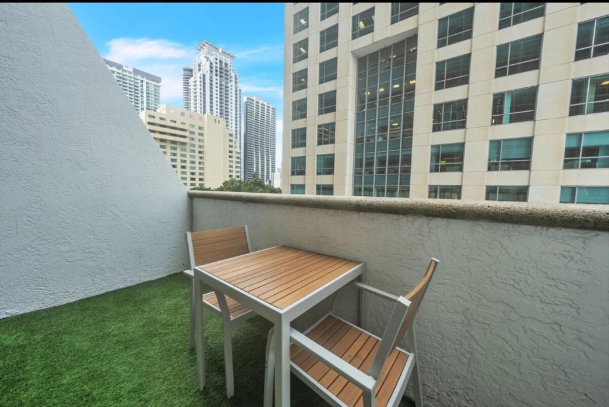 Apartment Cozy In The Heart Of Brickell Freeparking
